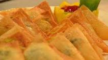 Lumpia Triangle Recipe by Chef Boy Logro Lumpia Triangle Recipe by Chef Boy Logro