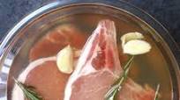 Easy Pork Chop Brine {The Secret to Tender Pork Chops} Easy Pork Chop Brine {The Secret to Tender Pork Chops}