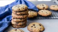 Ooey, Gooey, Chewy Chocolate Chip Cookies Ooey, Gooey, Chewy Chocolate Chip Cookies