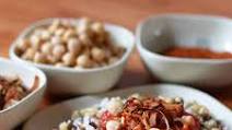 Koshari (Egyptian Rice, Lentils and Macaroni with Spicy Tomato Chile Sauce) Koshari (Egyptian Rice, Lentils and Macaroni with Spicy Tomato Chile Sauce)
