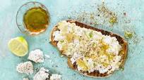 'Bruschetta' picante de 'ricotta' y miel 'Bruschetta' picante de 'ricotta' y miel