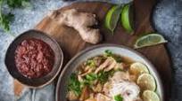 Gingery Chicken and Rice Noodle Soup with Crispy Garlic Gingery Chicken and Rice Noodle Soup with Crispy Garlic