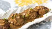 Pork Burger Steak with Mushroom Gravy Pork Burger Steak with Mushroom Gravy