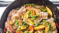 Cast Iron Skillet Pork Chops (with veggies and apples) Cast Iron Skillet Pork Chops (with veggies and apples)
