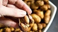 Roasted Sriracha In-Shell Peanuts Roasted Sriracha In-Shell Peanuts