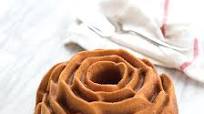 Strawberries and Cream Bundt Cake Strawberries and Cream Bundt Cake