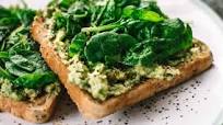 Tostada vegana con espinacas y aguacates - Recetas veganas Tostada vegana con espinacas y aguacates - Recetas veganas