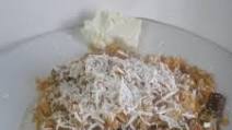 Moschari Kokkinisto me kritharaki (Veal with orzo) Moschari Kokkinisto me kritharaki (Veal with orzo)