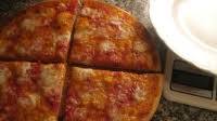 Ricetta pizza margherita fatta in casa, calorie e valori nutrizionali Ricetta pizza margherita fatta in casa, calorie e valori nutrizionali