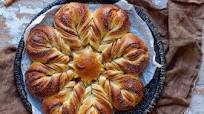 Cinnamon Star Bread Cinnamon Star Bread