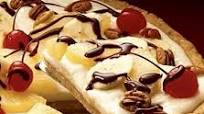 Banana Split Dessert Pizza Banana Split Dessert Pizza