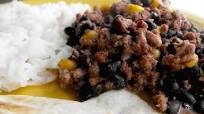 Ground Beef and Beans with Mozzarella Cheese Ground Beef and Beans with Mozzarella Cheese