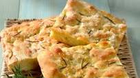 Focaccia al rosmarino Focaccia al rosmarino
