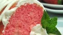 Easy Strawberry Cake with Cream Cheese Frosting Easy Strawberry Cake with Cream Cheese Frosting