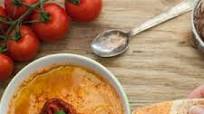 Garlic Herb Hummus with Fresh Vegetables Garlic Herb Hummus with Fresh Vegetables