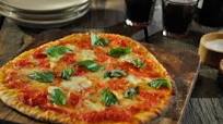 Buffalo Mozzarella and Tomato Pizza Buffalo Mozzarella and Tomato Pizza