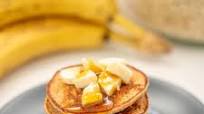 Banana oat pancakes Banana oat pancakes