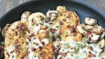 Low-Carb Bacon Mushroom Chicken in Cream Sauce with Thyme Low-Carb Bacon Mushroom Chicken in Cream Sauce with Thyme