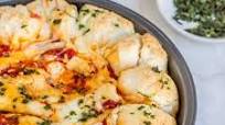 Cheesy Baked Pizza Dip Appetizer Cheesy Baked Pizza Dip Appetizer