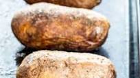 How to Bake Potatoes How to Bake Potatoes