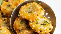 Sabudana Vada (Tapioca Fritters) Sabudana Vada (Tapioca Fritters)