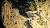 Chicken & broccoli alfredo Chicken & broccoli alfredo