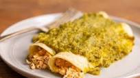 Green Enchiladas with Chicken and Cheese (Enchiladas Verdes) Green Enchiladas with Chicken and Cheese (Enchiladas Verdes)