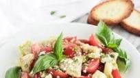 Marinated Artichoke Salad with Tomatoes and Feta Marinated Artichoke Salad with Tomatoes and Feta