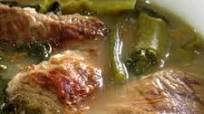 Beef Sinigang (Beef in Tamarind Broth) Beef Sinigang (Beef in Tamarind Broth)