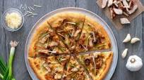 California Pizza Kitchen Roasted Garlic Chicken Pizza California Pizza Kitchen Roasted Garlic Chicken Pizza