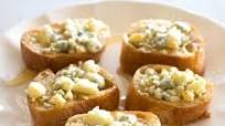 Gorgonzola and Honey Bruschetta Gorgonzola and Honey Bruschetta