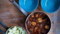 Beef stew with mash and leeks Beef stew with mash and leeks