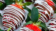 Easy Chocolate Covered Strawberries Easy Chocolate Covered Strawberries