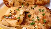 Recipe: Slow Cooker Lemon-Garlic Chicken Breast Recipe: Slow Cooker Lemon-Garlic Chicken Breast