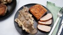 Pork Chops with Mashed Potatoes and Gravy Pork Chops with Mashed Potatoes and Gravy