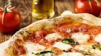 Garlicky Margherita Pizza Garlicky Margherita Pizza