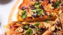 Vegan Puttanesca Pizza Vegan Puttanesca Pizza