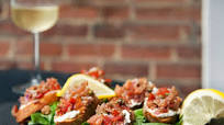 crostinis de bruschetta au saumon fumé crostinis de bruschetta au saumon fumé