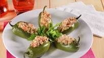 Chiles Jalapeños con Atún a la Mexicana Chiles Jalapeños con Atún a la Mexicana