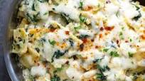 Creamy Spinach and Cheese Ravioli Creamy Spinach and Cheese Ravioli