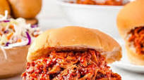 Easy BBQ Oven Pulled Chicken Easy BBQ Oven Pulled Chicken