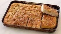 Focaccia with garlic and rosemary Focaccia with garlic and rosemary