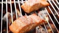 Grilled Salmon Steaks with Lime Butter Grilled Salmon Steaks with Lime Butter