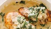 Easy Chicken Breasts Recipe with Creamed Spinach Sauce Easy Chicken Breasts Recipe with Creamed Spinach Sauce
