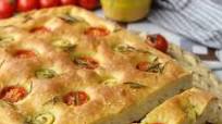 Focaccia de tomates y aceitunas Focaccia de tomates y aceitunas