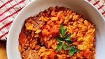 Giouvetsi (Orzo with Beef in a Tomatoe Red Wine Infused Sauce) Giouvetsi (Orzo with Beef in a Tomatoe Red Wine Infused Sauce)