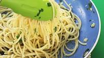 Spaghetti with Olive Oil & Garlic Spaghetti with Olive Oil & Garlic