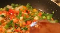 Cómo hacer un sofrito de verduras Cómo hacer un sofrito de verduras