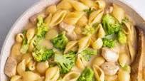 Cheesy Chicken & Broccoli Pasta Shells Cheesy Chicken & Broccoli Pasta Shells
