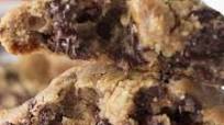 Copycat Levain Bakery Chocolate Chip Cookie Recipe Copycat Levain Bakery Chocolate Chip Cookie Recipe
